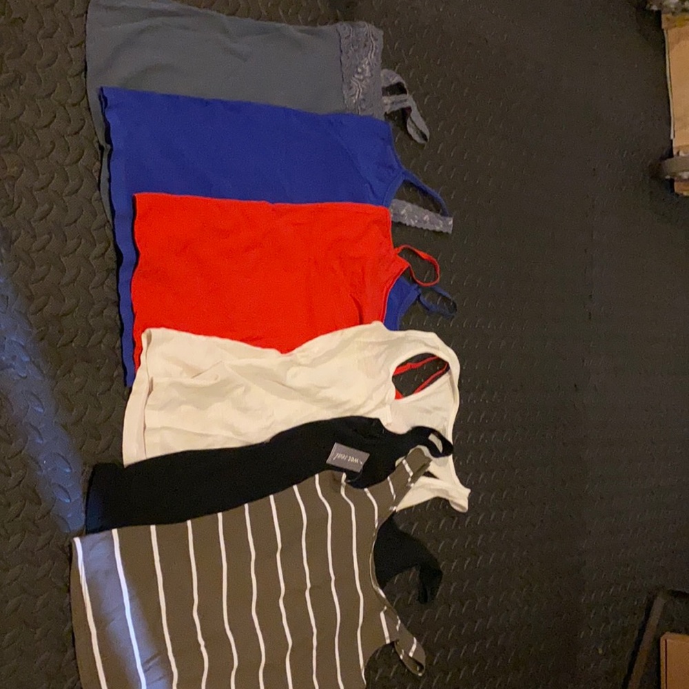 6 tank tops all of them for listed price